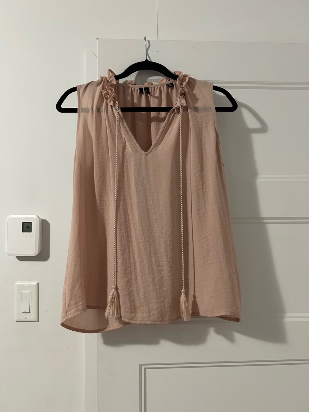Vero Moda Blush Tie-Neck Ruffle Sleeveless Blouse